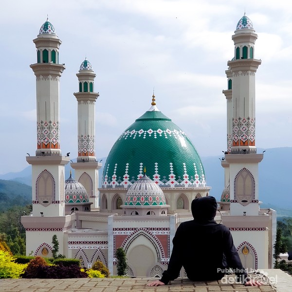 Mushola Al Furqon MTRF: Tempat Berkumpul yang Menyatu dengan Budaya Cilacap
